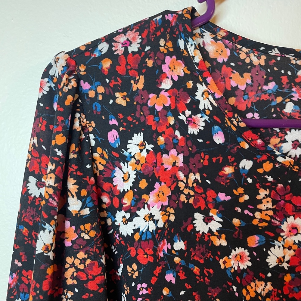 Pleione | Black Chiffon Floral Keyhole Long-Sleeve Popover Blouse Medium